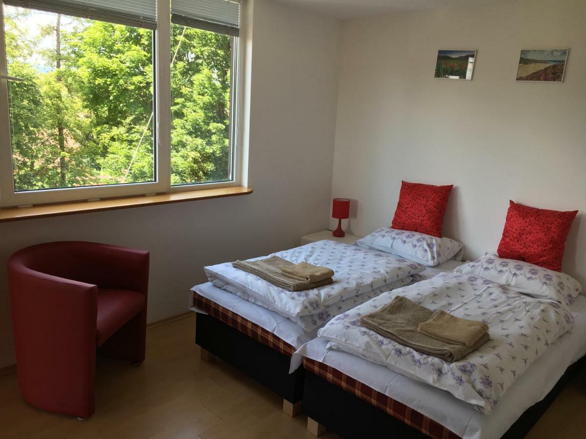 Home Veľký Slavkov Exteriör bild